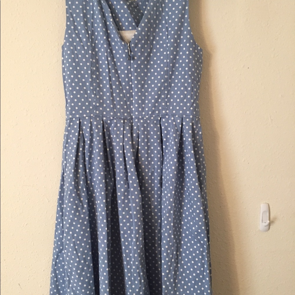 Dress - Picture 2 of 2